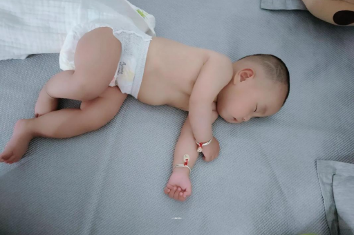 资兴宝宝发烧可以喝牛奶吗